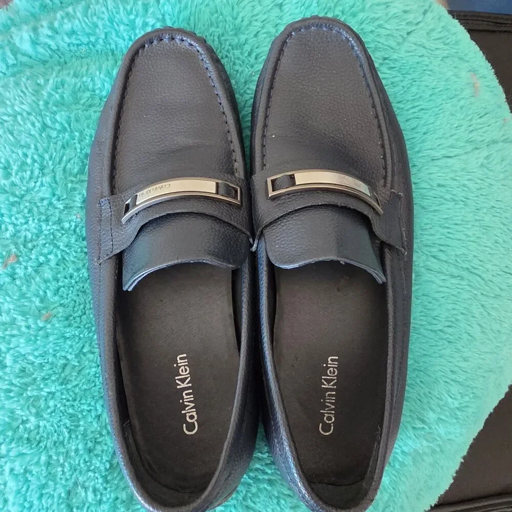 Calvin Klein Men's Navy Blue Leather Loafer Slip On Square Toe Logo Metal Bar